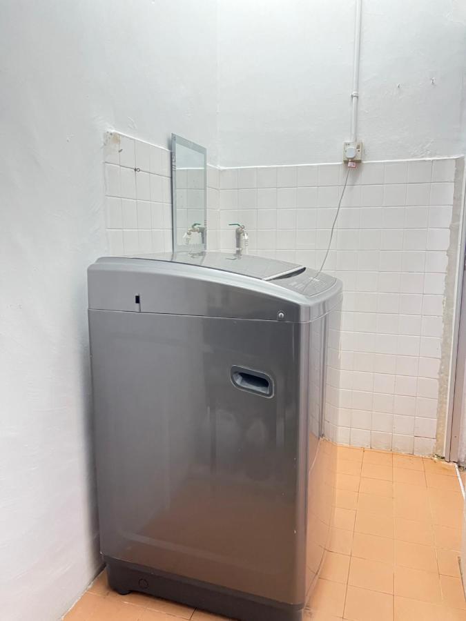 Jiaxin Dormitory - Puteri Wangsa 家馨旅舍 อูลูติรัม ภายนอก รูปภาพ