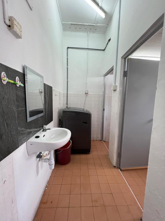 Jiaxin Dormitory - Puteri Wangsa 家馨旅舍 อูลูติรัม ภายนอก รูปภาพ